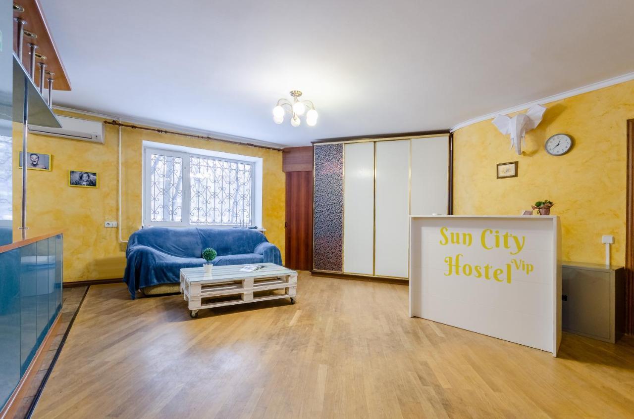 Sun City Hostel 3 Kyiv Exterior foto